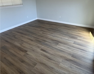 7432 El Chino Circle - Photo Thumbnail 6