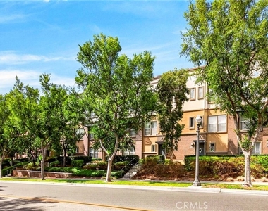 2256 Clark - Photo Thumbnail 40