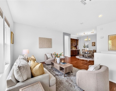 2256 Clark - Photo Thumbnail 9