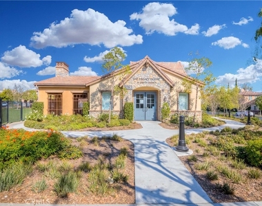 2256 Clark - Photo Thumbnail 53