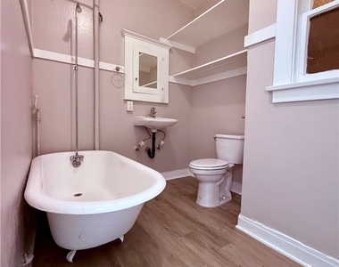 406 Linden Avenue - Photo Thumbnail 8