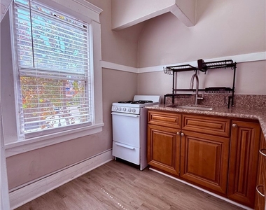 406 Linden Avenue - Photo Thumbnail 6