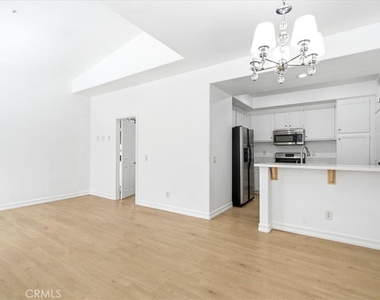 1473 Holcomb - Photo Thumbnail 5