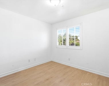 1473 Holcomb - Photo Thumbnail 17