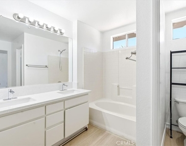 1473 Holcomb - Photo Thumbnail 24
