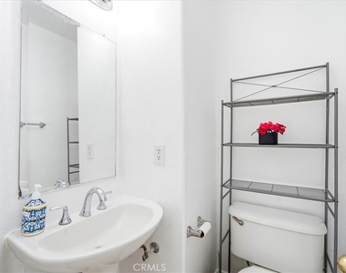 1473 Holcomb - Photo Thumbnail 11