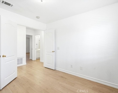 1473 Holcomb - Photo Thumbnail 16