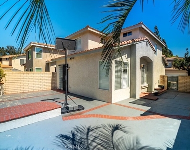1473 Holcomb - Photo Thumbnail 29