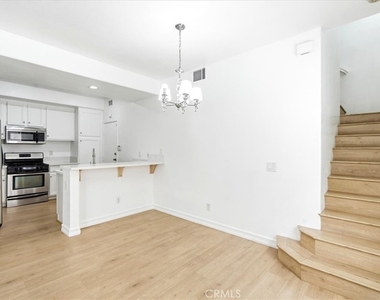 1473 Holcomb - Photo Thumbnail 9