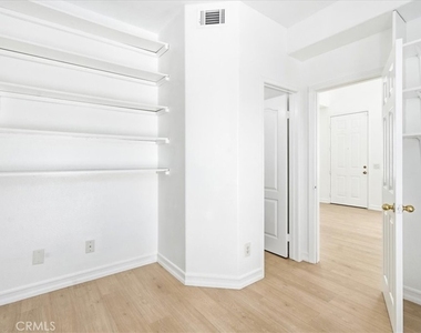 1473 Holcomb - Photo Thumbnail 13