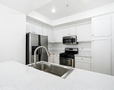 1473 Holcomb - Photo Thumbnail 7