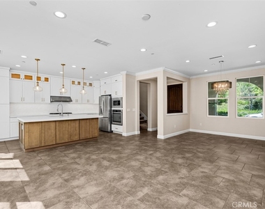 2992 E Coalinga - Photo Thumbnail 7