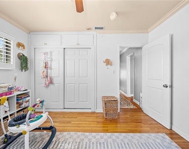 7323 W 91st - Photo Thumbnail 24