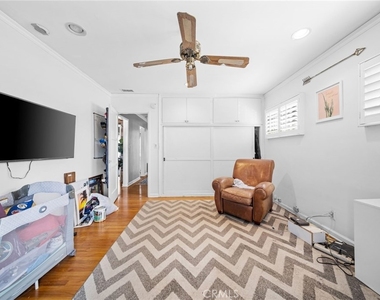 7323 W 91st - Photo Thumbnail 21