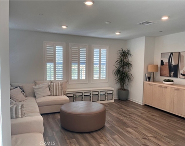 9831 La Serna - Photo Thumbnail 6