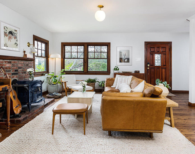 4195 York Boulevard - Photo Thumbnail 4