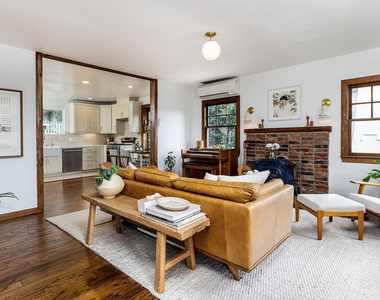 4195 York Boulevard - Photo Thumbnail 3