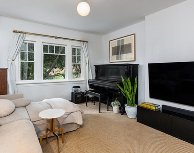 4195 York Boulevard - Photo Thumbnail 10