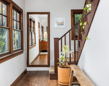 4195 York Boulevard - Photo Thumbnail 11