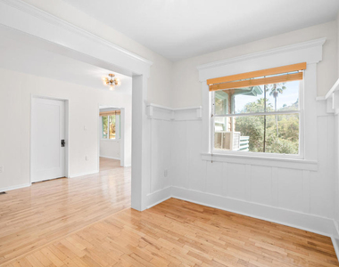 2026 Laurel Canyon Boulevard - Photo Thumbnail 5