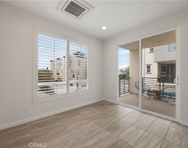 2138 Bella Court - Photo Thumbnail 12