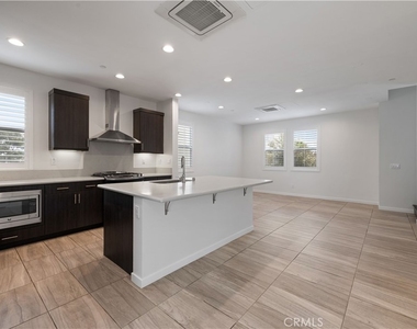 2138 Bella Court - Photo Thumbnail 13
