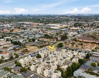 2138 Bella Court - Photo Thumbnail 33