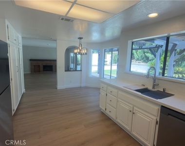 24901 Zumaya Court - Photo Thumbnail 3