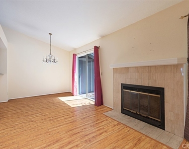 22 Campton Place - Photo Thumbnail 11