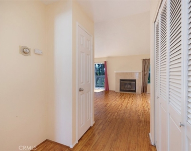 22 Campton Place - Photo Thumbnail 4