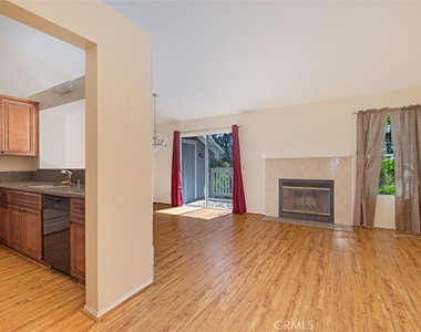 22 Campton Place - Photo Thumbnail 5