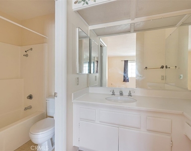 22 Campton Place - Photo Thumbnail 24