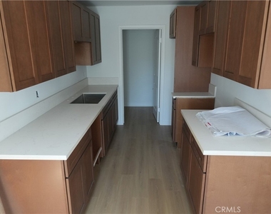 687 N Glassell - Photo Thumbnail 5