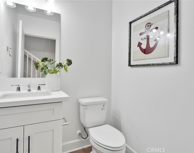 3167 Morningfield Dr - Photo Thumbnail 8