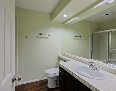 4578 Da Vinci Street - Photo Thumbnail 27