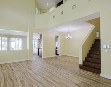 4578 Da Vinci Street - Photo Thumbnail 1