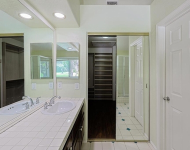 4578 Da Vinci Street - Photo Thumbnail 21