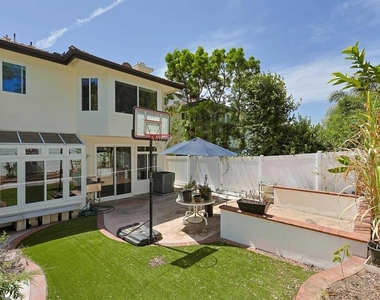 4578 Da Vinci Street - Photo Thumbnail 30