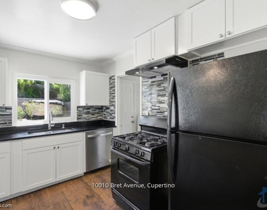 10010 Bret Avenue - Photo Thumbnail 3