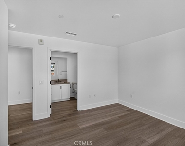 24722 Del Prado - Photo Thumbnail 31