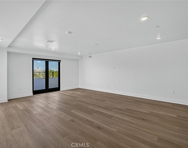 24722 Del Prado - Photo Thumbnail 15