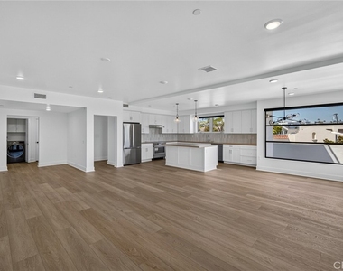 24722 Del Prado - Photo Thumbnail 11