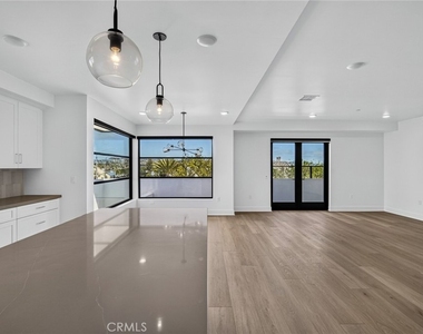 24722 Del Prado - Photo Thumbnail 16