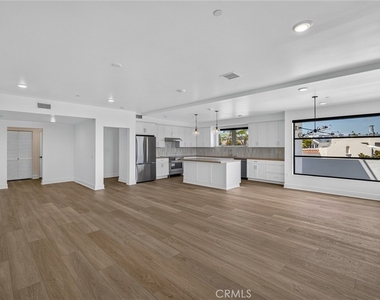 24722 Del Prado - Photo Thumbnail 12