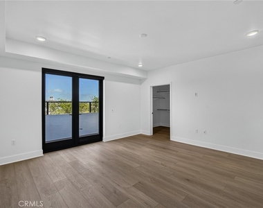 24722 Del Prado - Photo Thumbnail 38