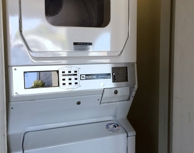 1166 Gaviota Drive - Photo Thumbnail 10