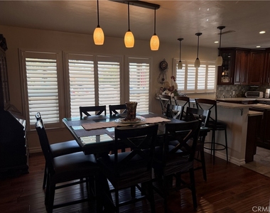 2210 Rockway - Photo Thumbnail 4