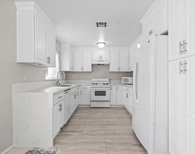 10861 Mountain View - Photo Thumbnail 11