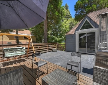 311 Hemlock - Photo Thumbnail 23
