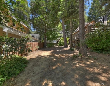 311 Hemlock - Photo Thumbnail 25